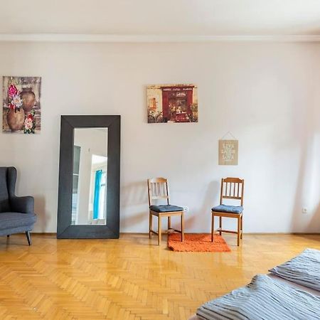 Central princess apartment Budapest Extérieur photo