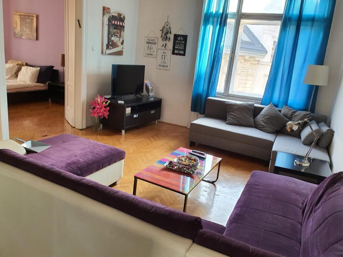 Central princess apartment Budapest Extérieur photo